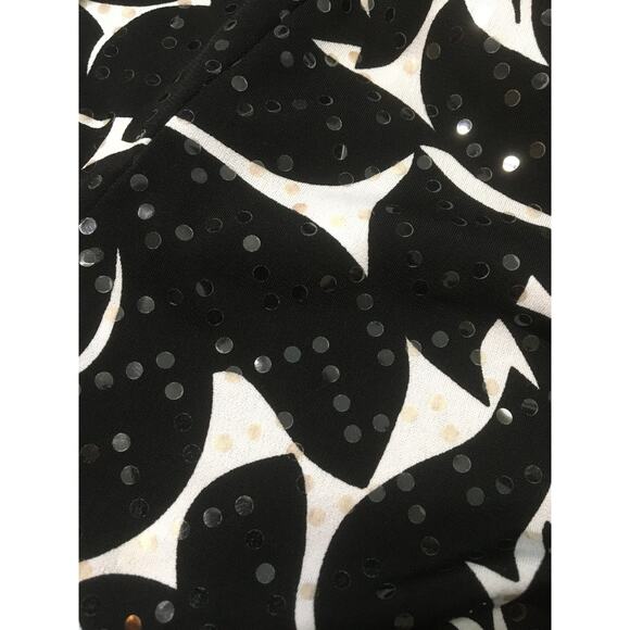 DressBarn Collection 3X Women’s Black White Ruched Wrap Top Beaded Hem Sequence - Picture 7 of 7